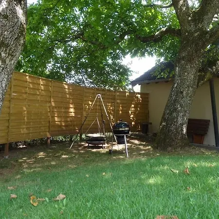Casa de Férias With 5 Bedrooms Nimshuscheid